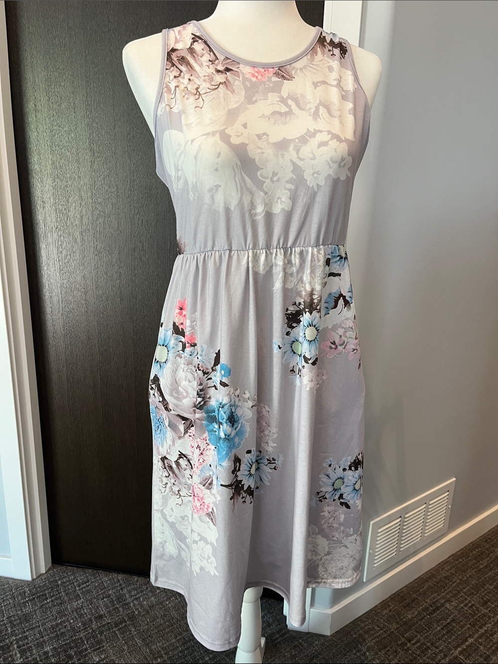 Sleeveless Floral Midi Dress, Light Lavender/Gray w/Floral Accents, Pockets-M